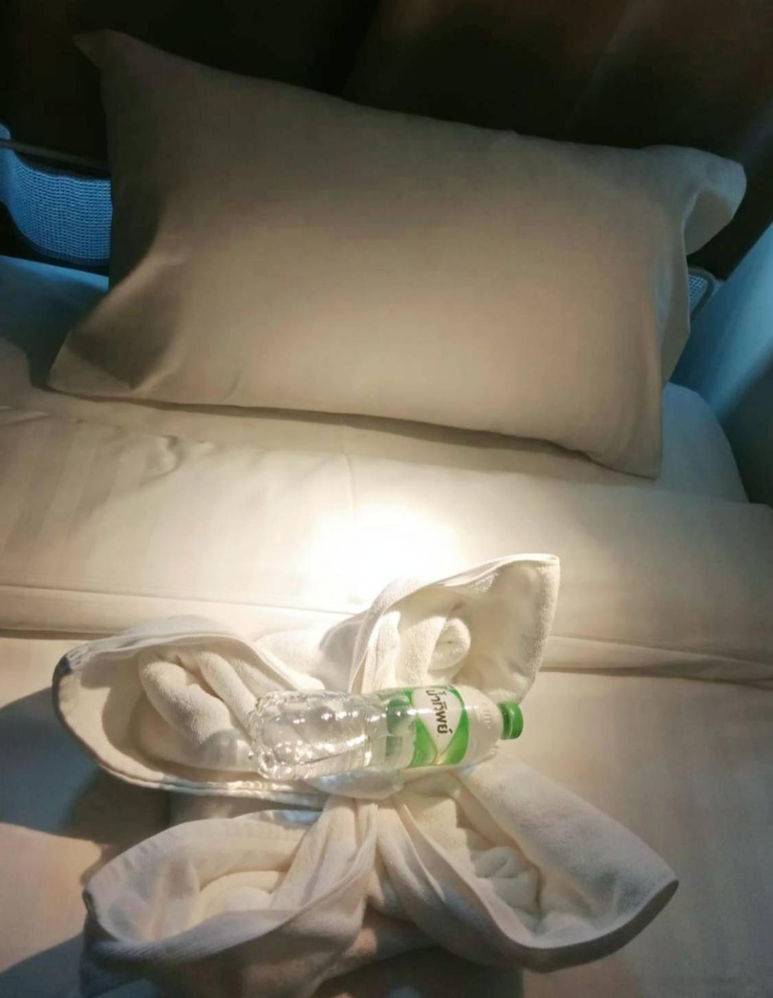 Bedspread Hostel (Adults Only) Bangkok Dış mekan fotoğraf