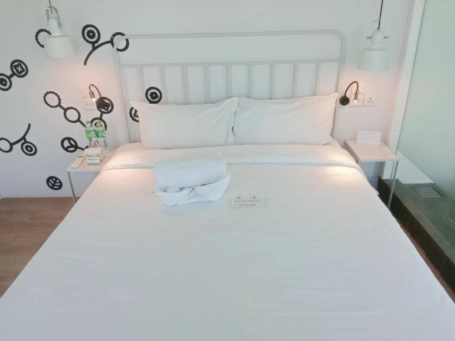 Bedspread Hostel (Adults Only) Bangkok Dış mekan fotoğraf