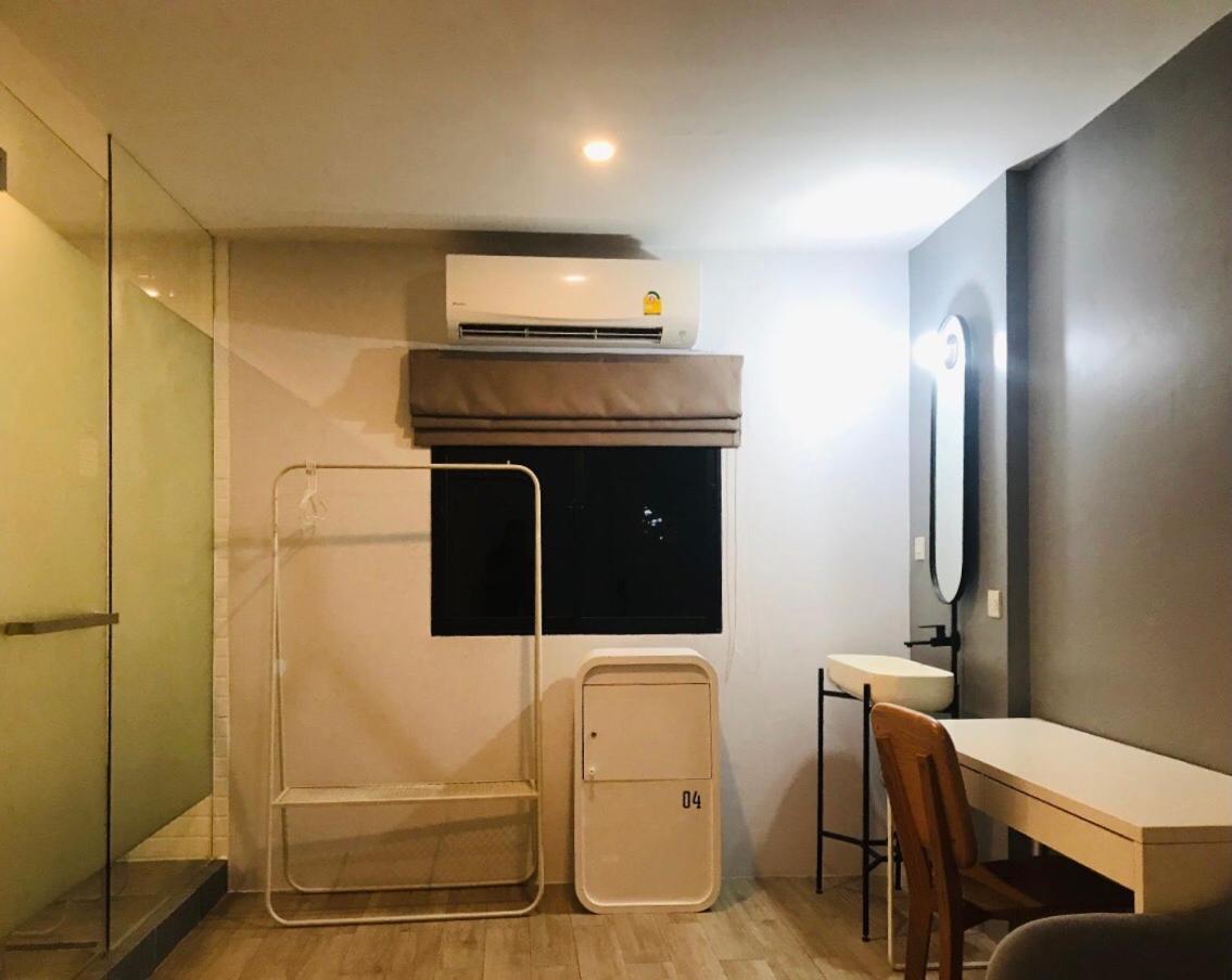 Bedspread Hostel (Adults Only) Bangkok Dış mekan fotoğraf